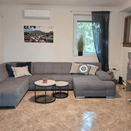 Holiday home Prima Wellness Badacsony *